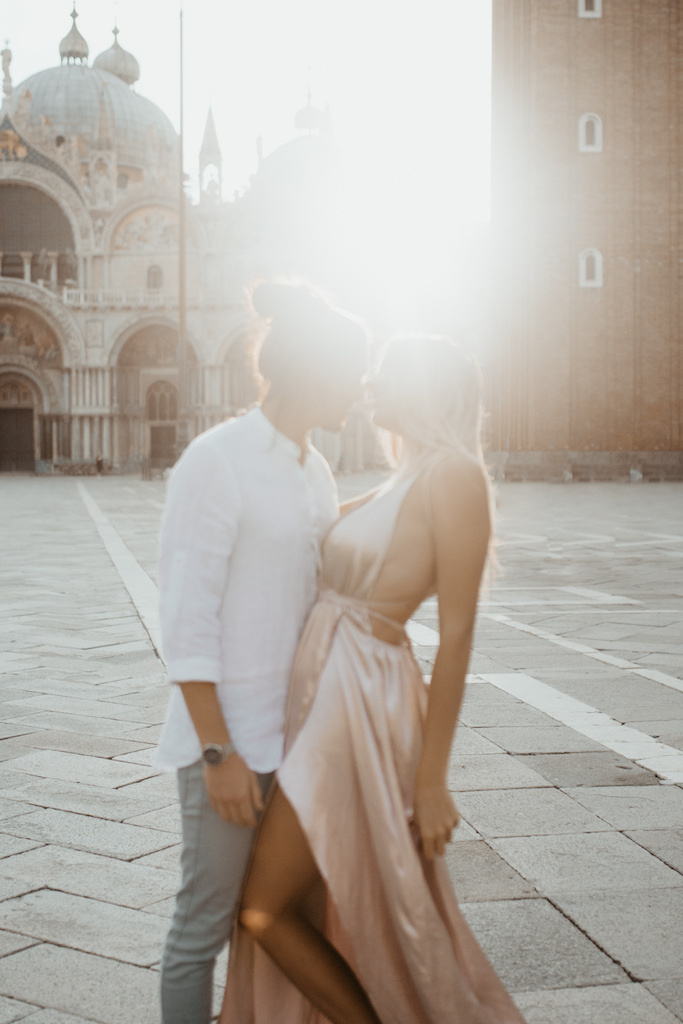 Dreamy Sunrise Couples Session In Venice, Italy, Kinga  photographer, #24954